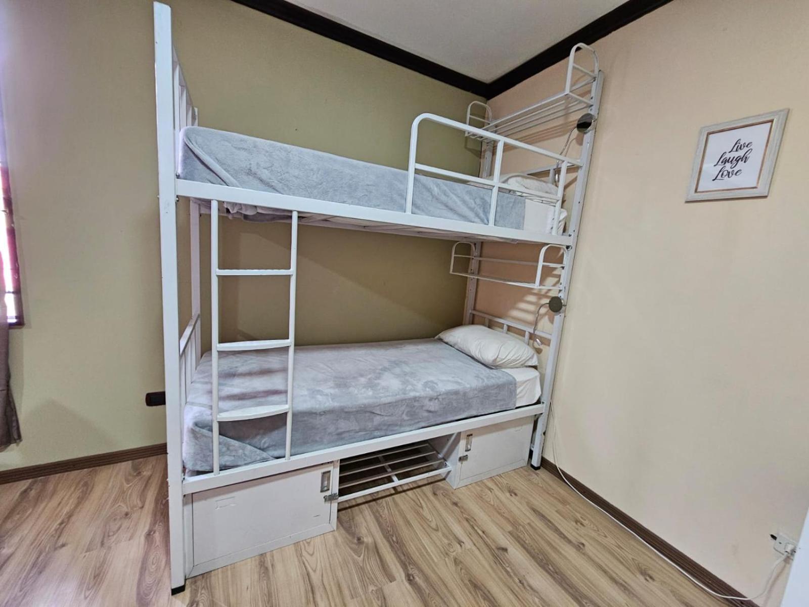 Hostel La Cali Inn San Jose  Luaran gambar