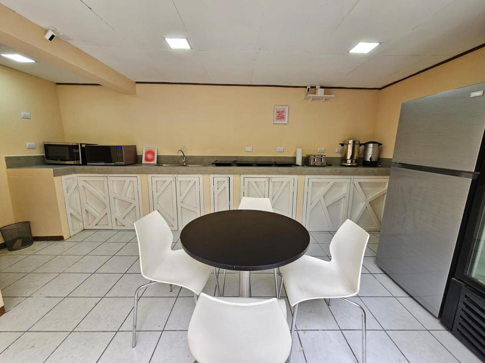 Hostel La Cali Inn San Jose  Luaran gambar